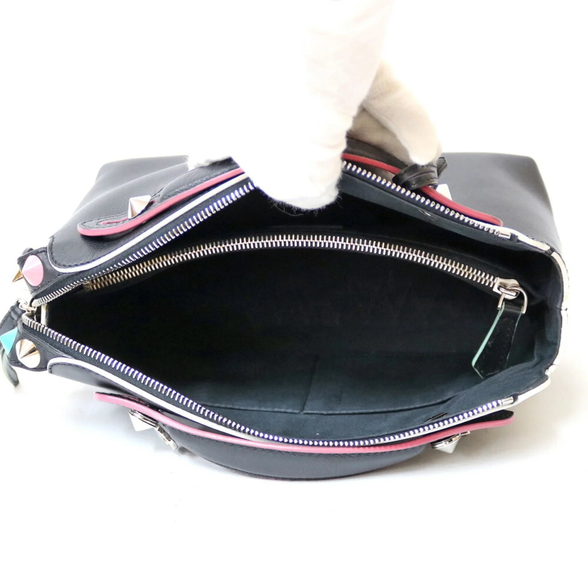 Black (Fair) Leather Bag FENDI Women's Pre-Owned Shoulder By Way The