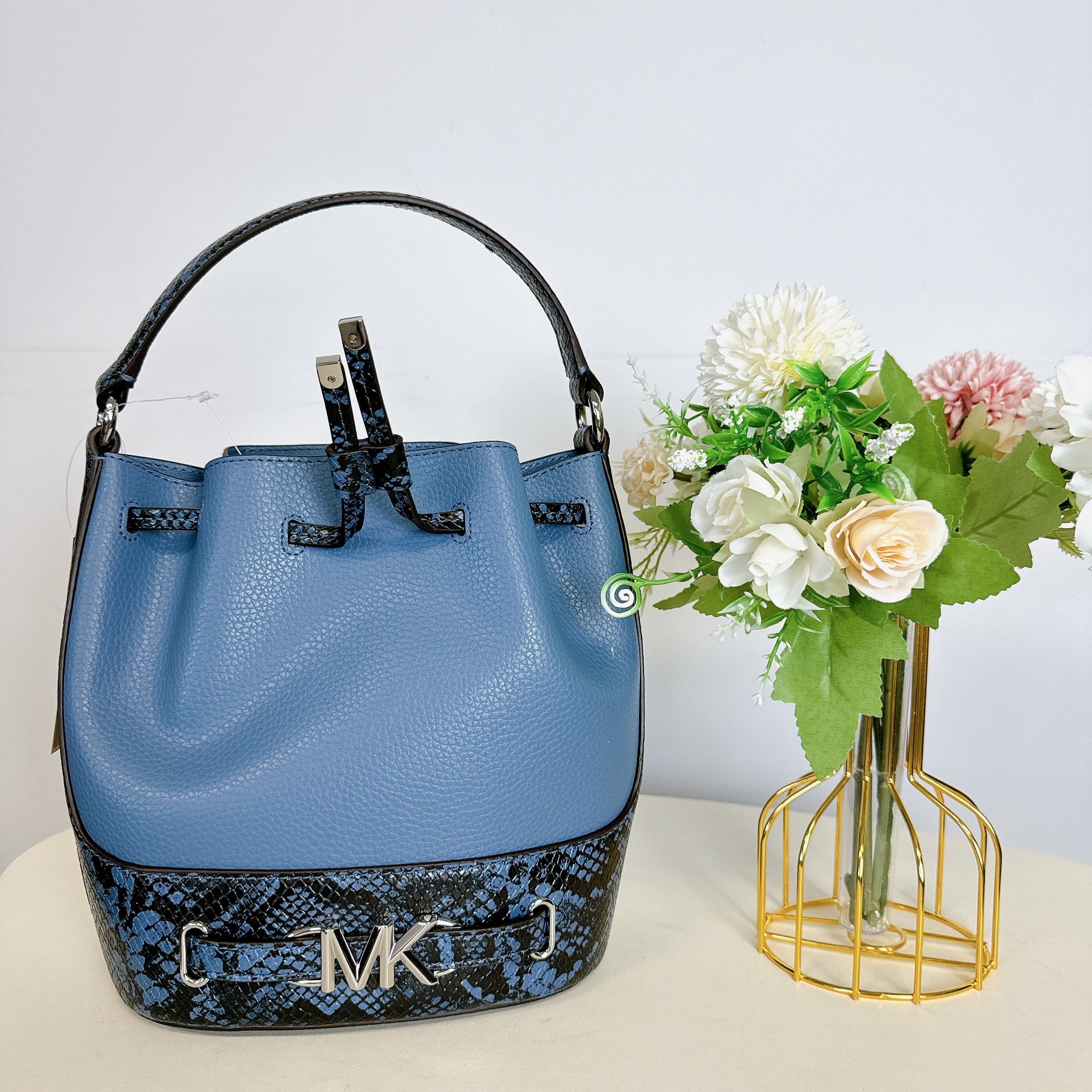 DENIM IN Crossbody Reed Kors Michael Bucket Belted 35S4S6RM6U Messenger Medium Leather