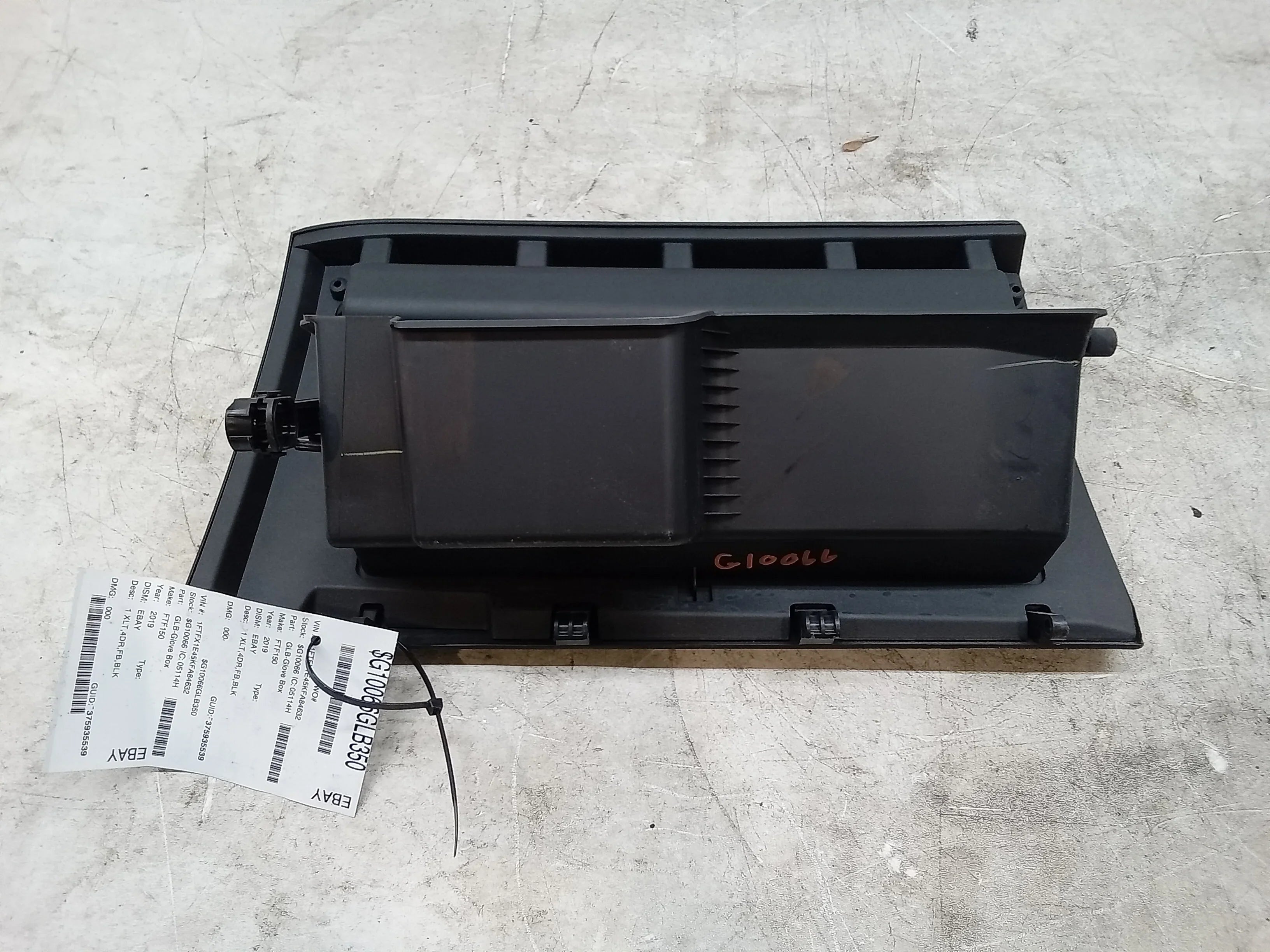 Pre-Owned F150 19 Box (Good) Glove OEM
