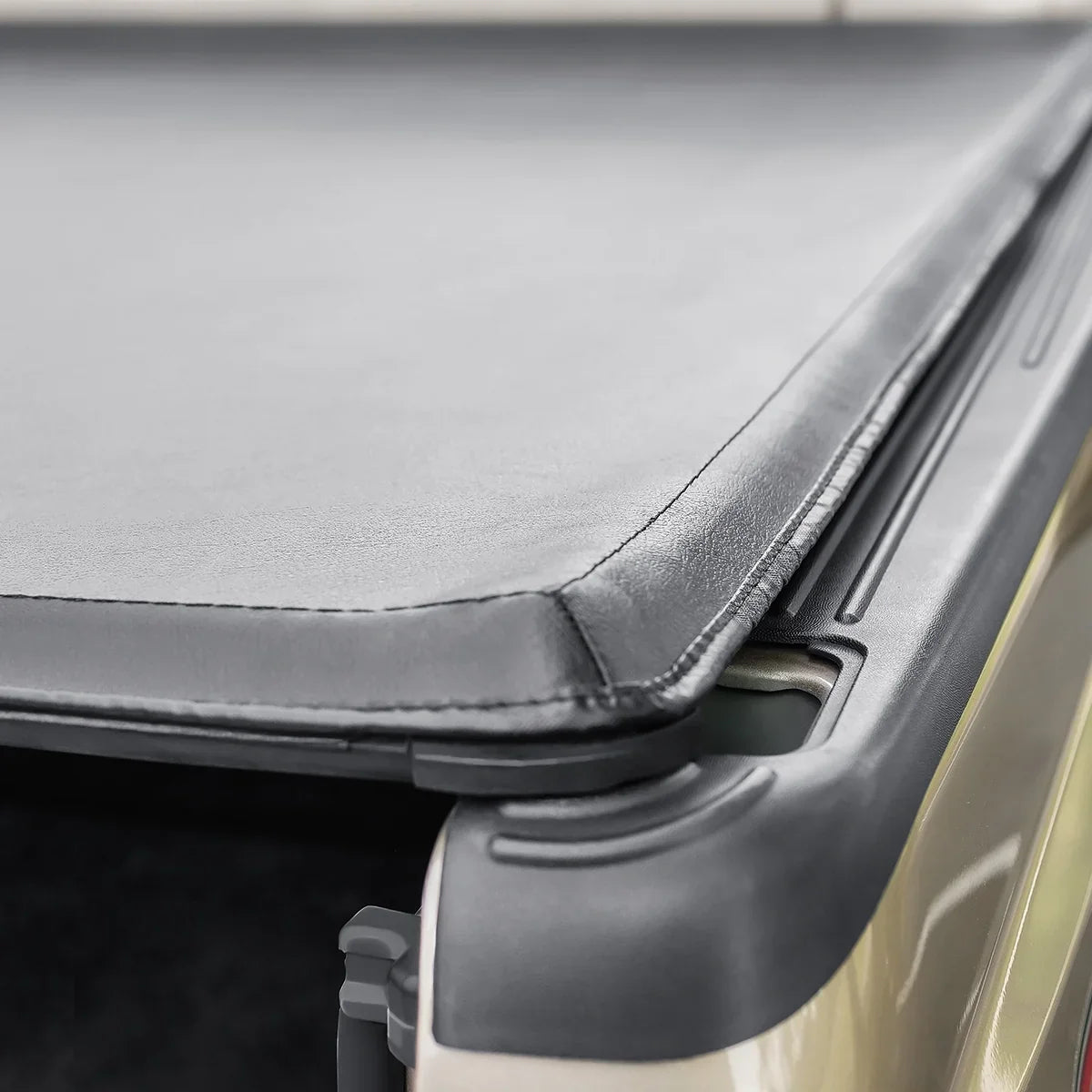 Fits Ranger Tri 5Ft Bed Bed Fold Tonneau Soft Truck 19-23 Auto Cover Drive