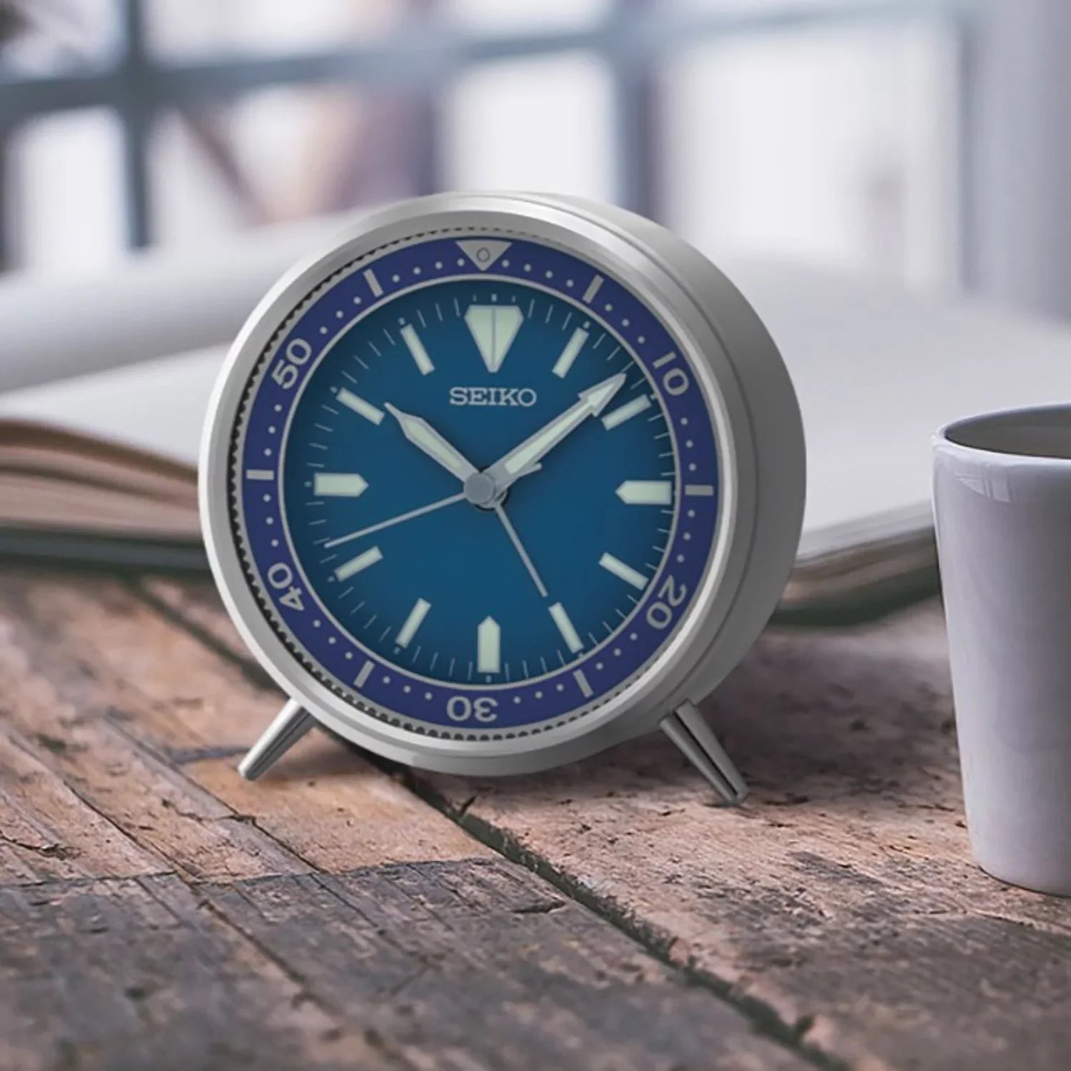 QXE065LLH Beep inch Analog Arabic Clock Metal Quartz Mai T Case Blue Alarm Seiko 4
