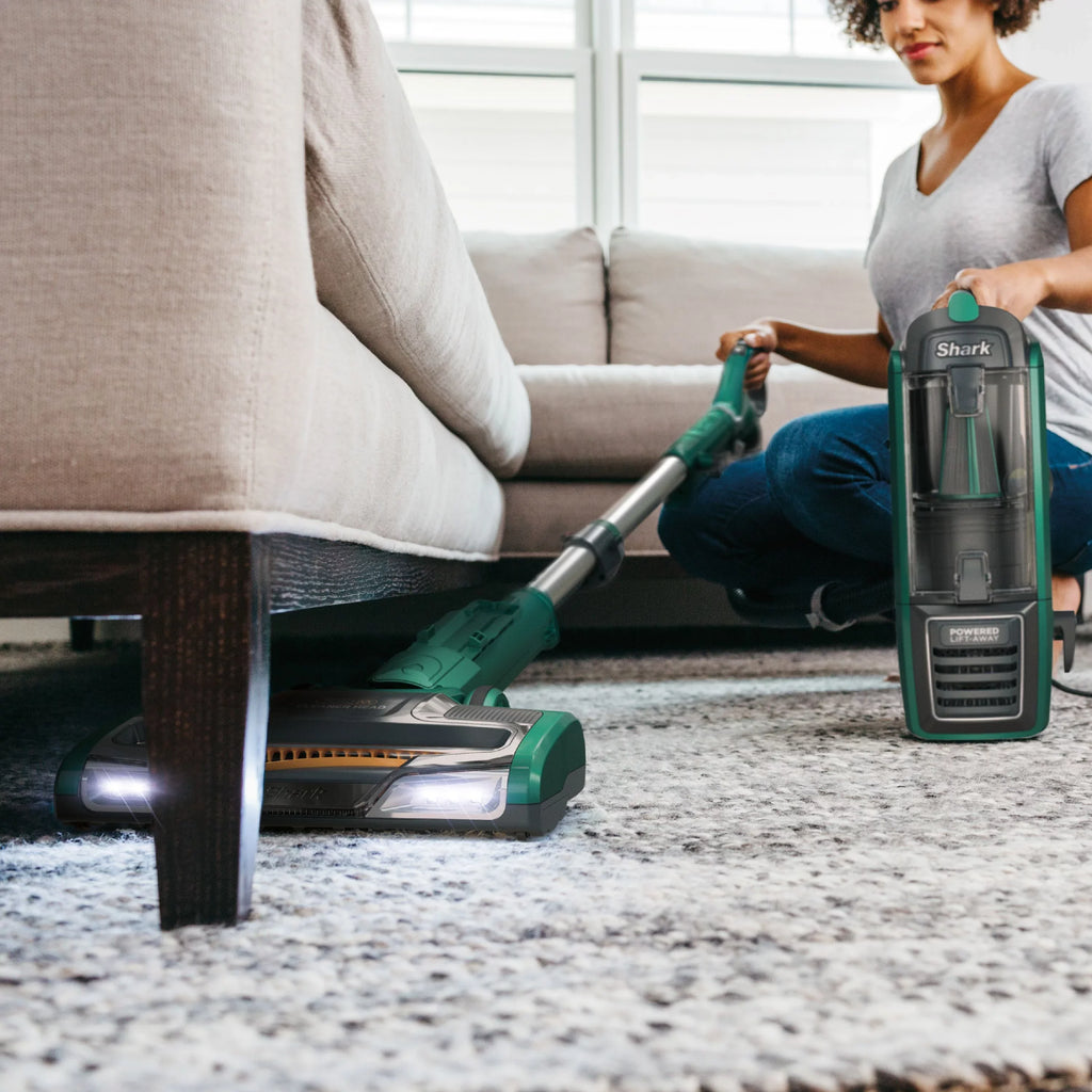 Upright Rotator with Powered Brushroll Speed Shark Lift-Away Self-Cleaning Vacuum