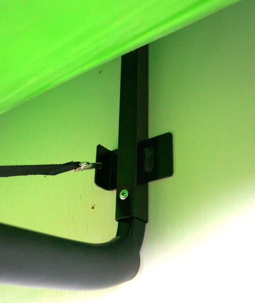 Safety Rack Kayak for 1 Storage Single Mount Sparehand Wall with Strap