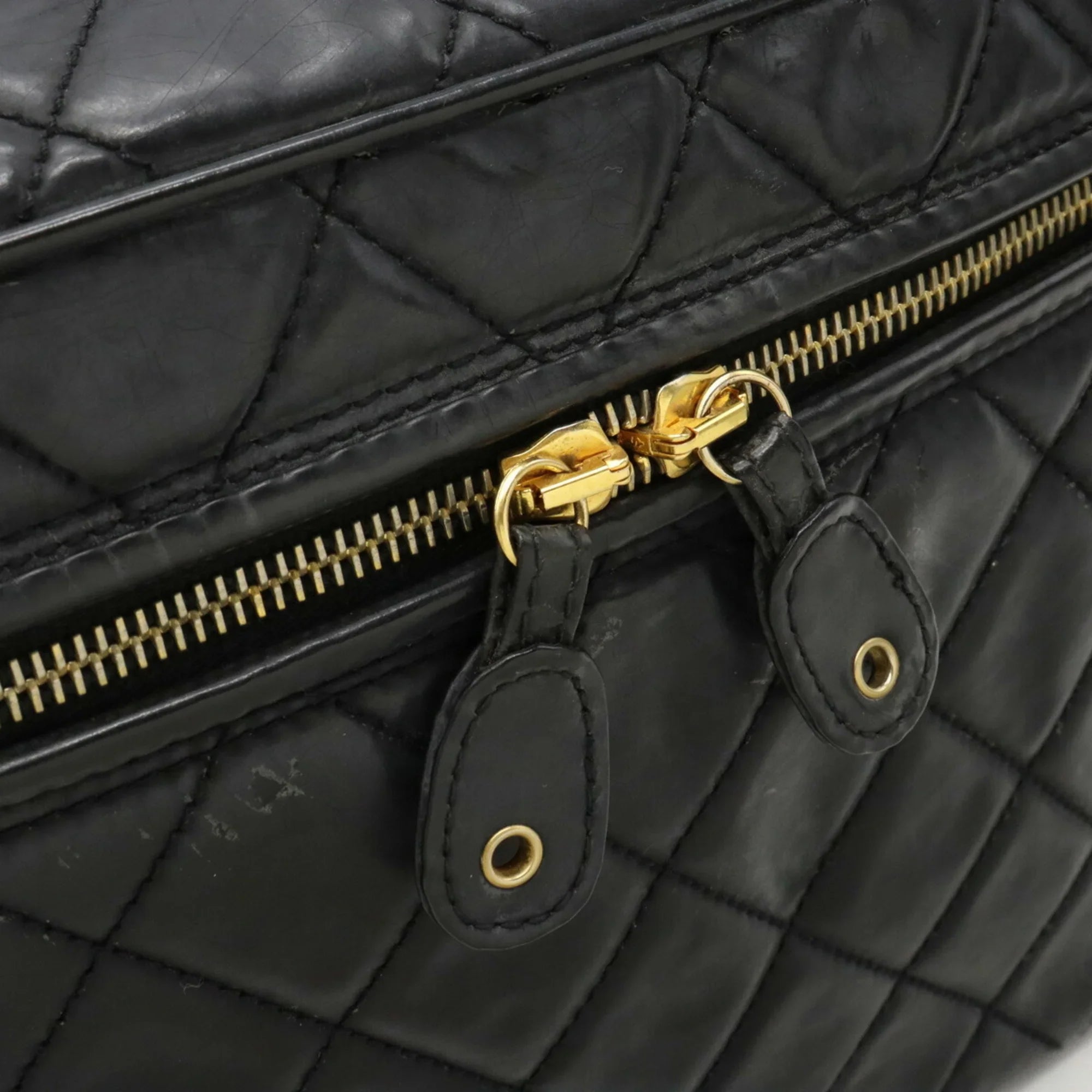 Matelasse Pre-Owned Leather Coco (Fair) Mark Shoulder Black Vanity Handbag Bag