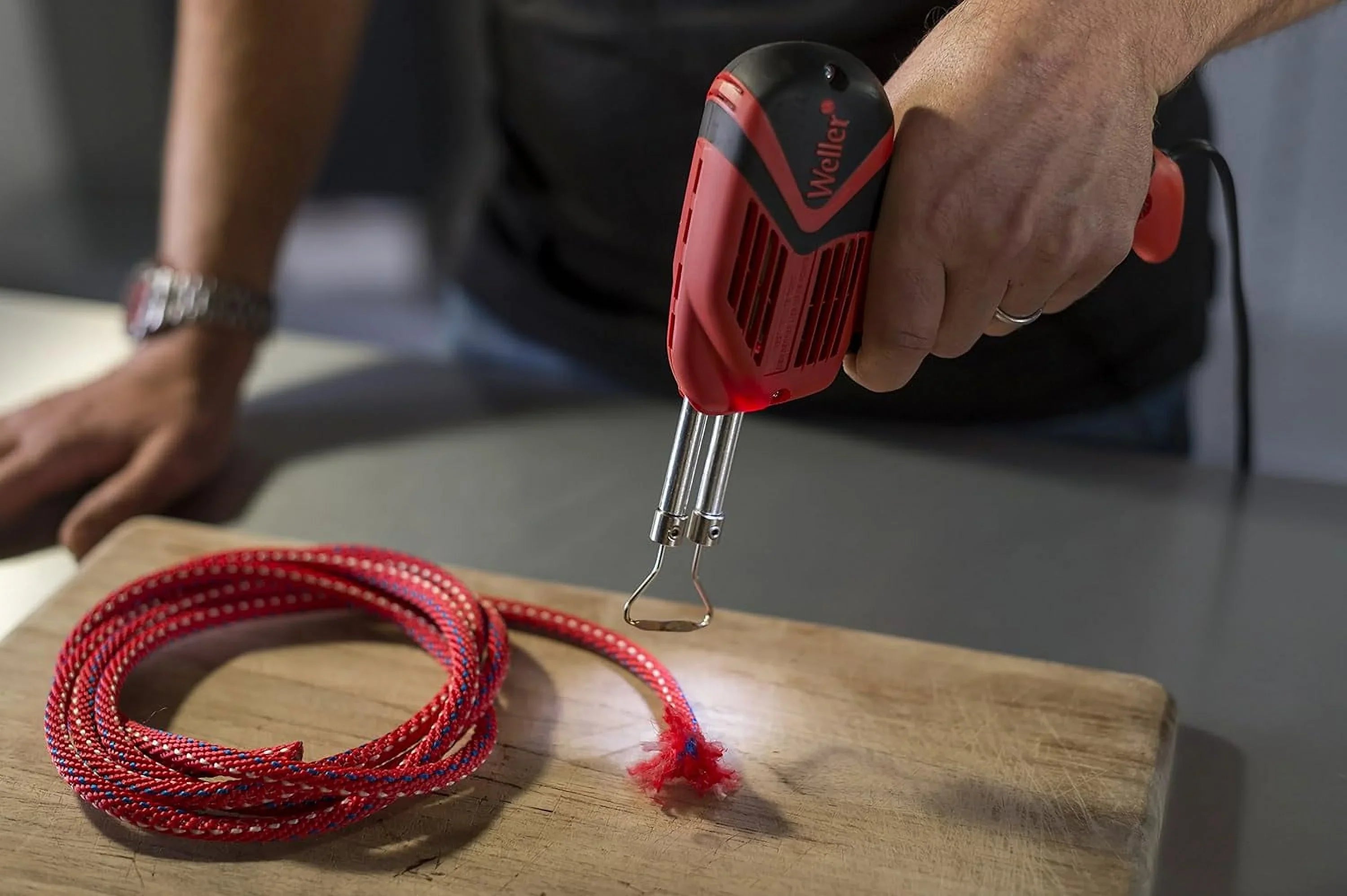 Soldering Gun 140 watts Corded 12.1 1 Weller Red Kit in. pk