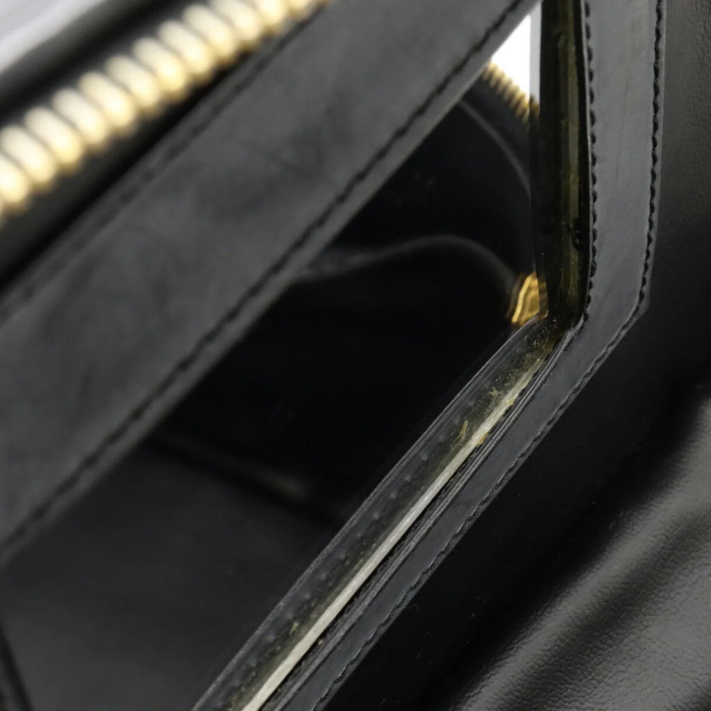 Matelasse Pre-Owned Leather Coco (Fair) Mark Shoulder Black Vanity Handbag Bag