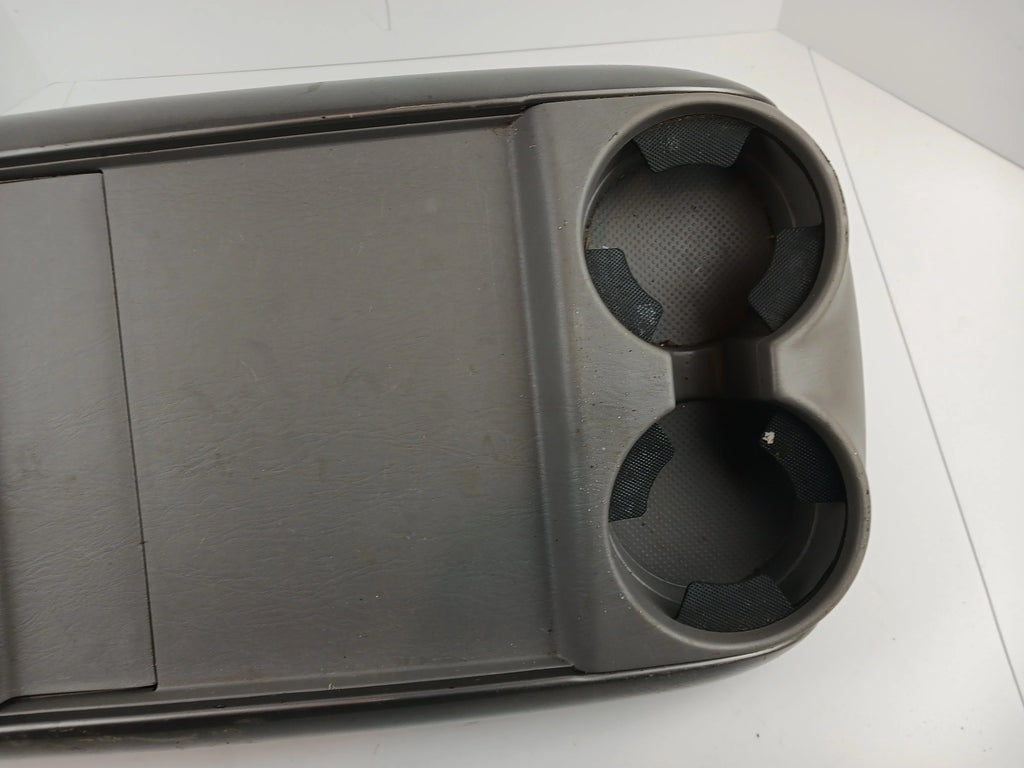 Tray Center Sienna Toyota 06 Console (Good) 05 10 09 07 08 Pre-Owned OEM 04